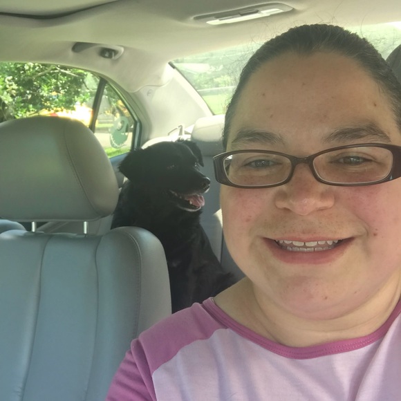 Meet your Posher, Amy! - Picture 5 of 6